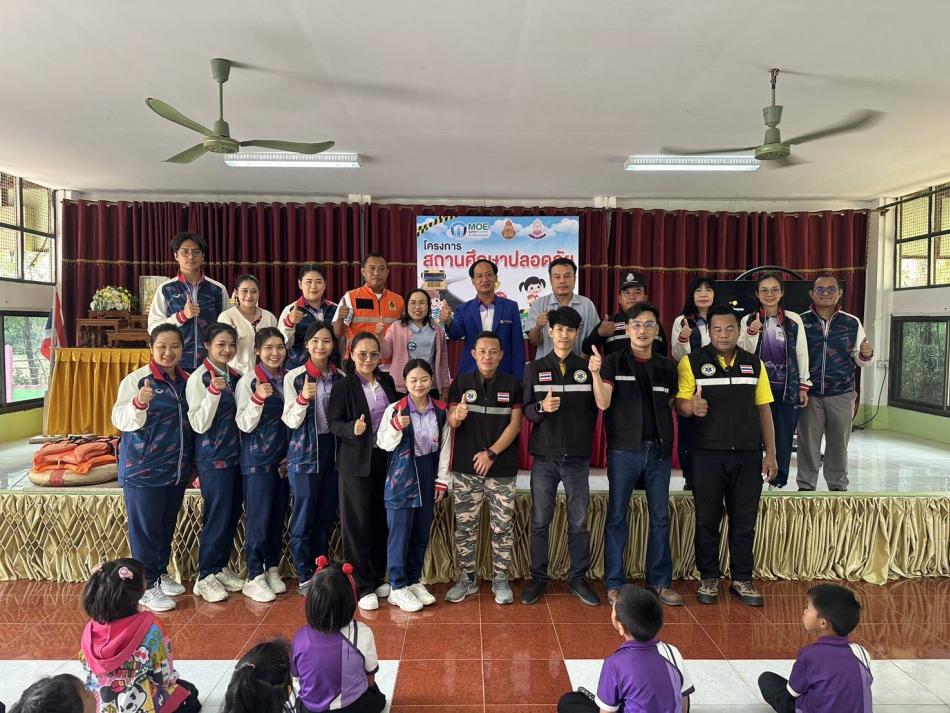 งานป้องกันและบรรเทาสาธารณภัย เทศบาลตำบลเหล่าปอแดง เป็นวิทยากรให้ความรู้ เรื่อง การป้องกันและระงับอัคคีภัย ณ โรงเรียนบ้านบ้านท่าวัดคุรุราษฎร์บำรุงวิทย์ ตำบลเหล่าปอแดง อำเภอเมืองสกลนคร จังหวัดสกลนคร