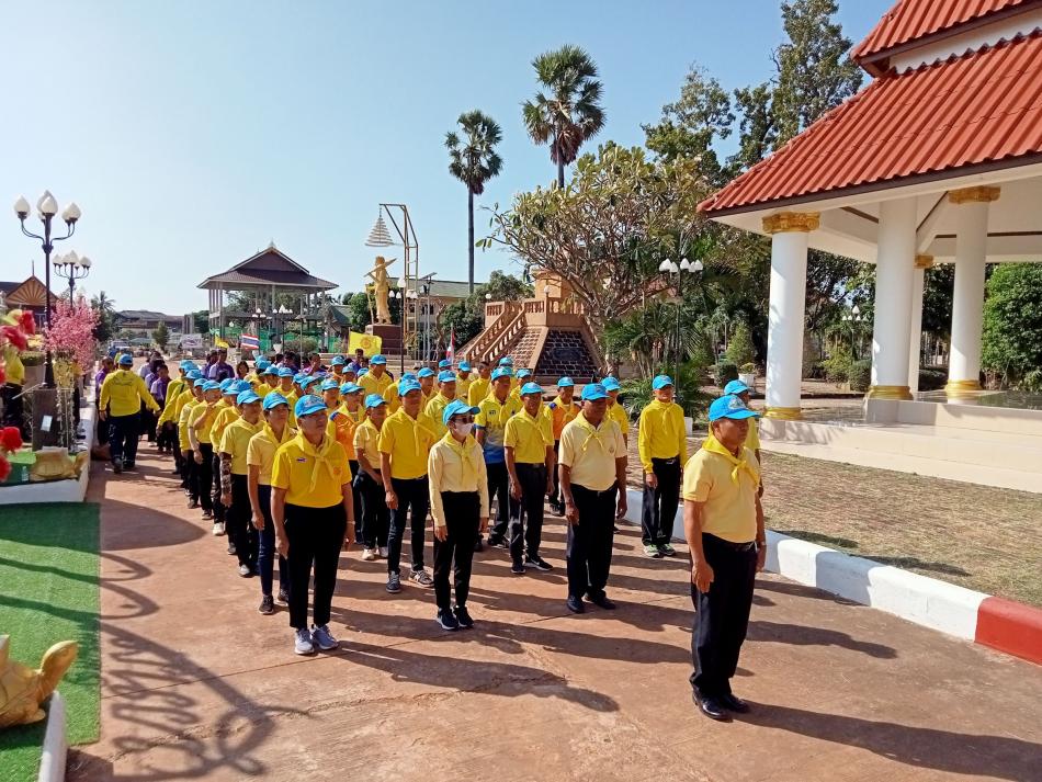 นายสุทัศน์ โคตรธรรม นายกเทศมนตรีตำบลเหล่าปอแดง ร่วมกิจกรรมงานจิตอาสาพระราชทาน ณ บ้านท่าวัดเหนือ หมู่ที่ 3