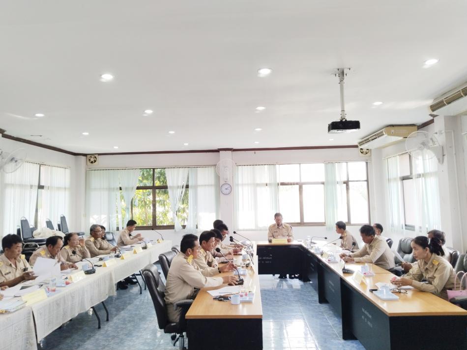เทศบาลตำบลเหล่าปอแดง ประชุมสภา สมัยวิสามัญ สมัยที่ 1 ครั้งที่ 1 ประจำปี 2568              ณ ห้องประชุมสภาเทศบาลตำบลเหล่าปอแดง อำเภอเมือง จังหวัดสกลนคร