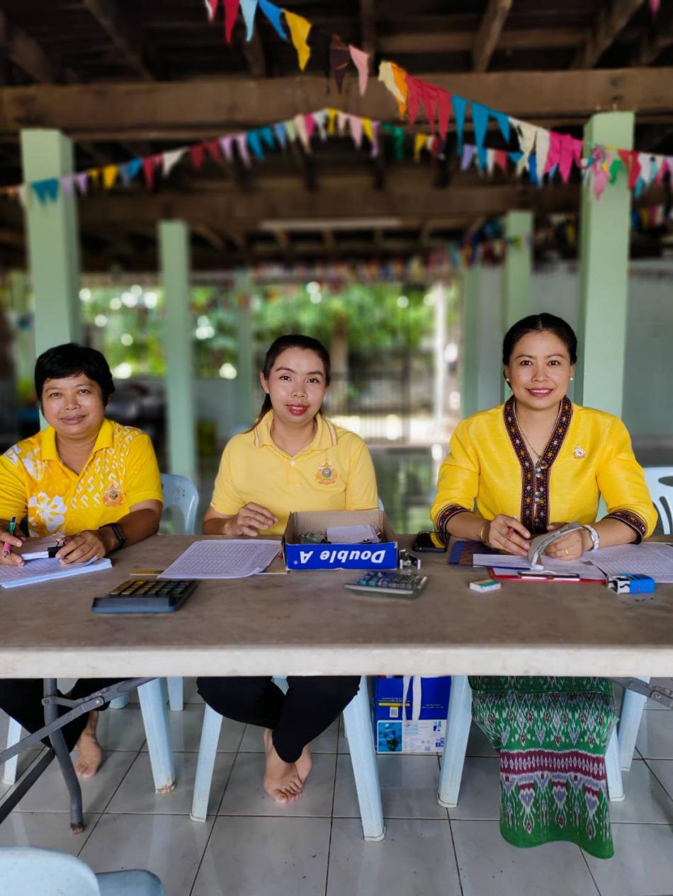 กองคลังเทศบาลตำบลเหล่าปอแดง ออกบริการรับชำระภาษีและค่าธรรมเนียมขยะมูลฝอยประจำปี 2567 ณ บ้านดอนยาง หมู่ที่ 8